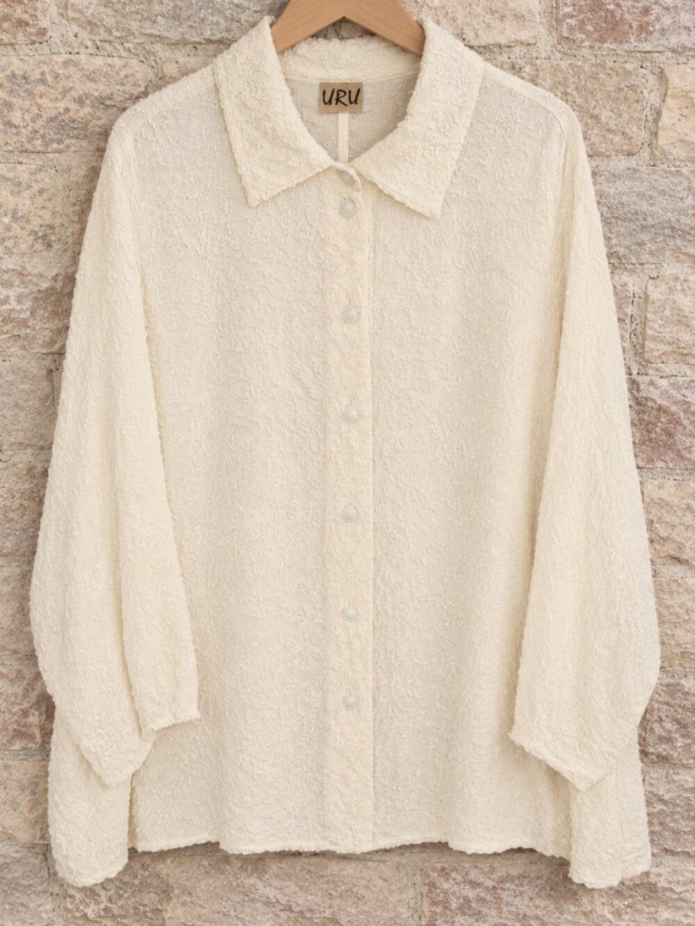 URU L XL 1X 100% Silk Shirt Blouse Top Tunic Textured White Button Lagenlook